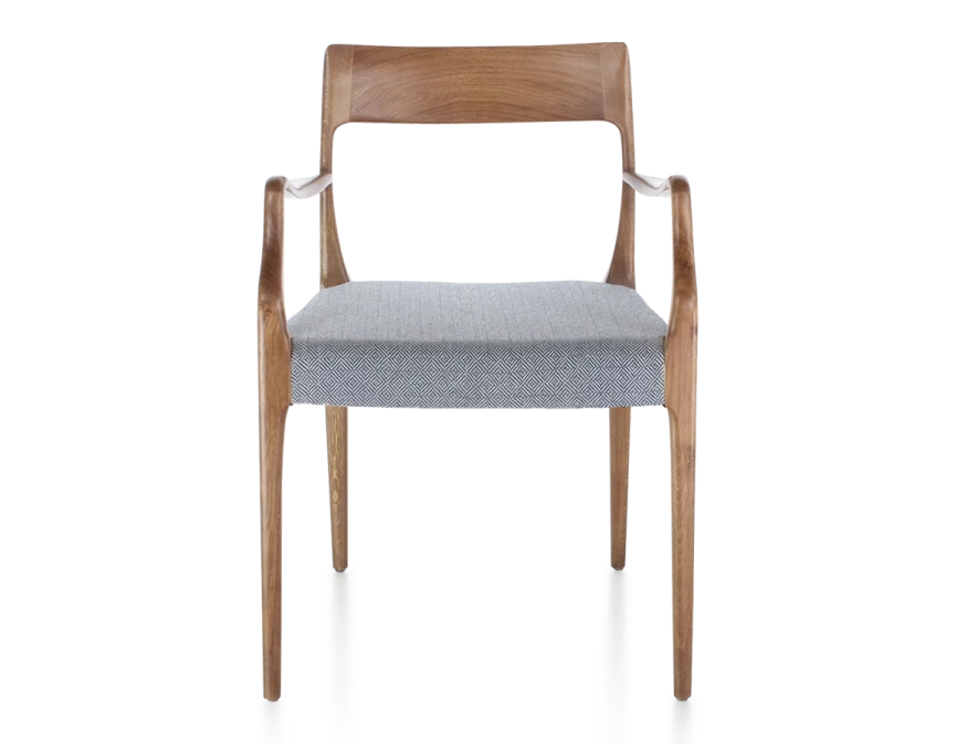 Chaise scandivave avec accoudoirs bois teinte noyer assise tissu chevron bleu