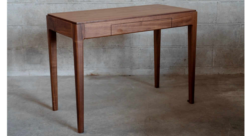 Bureau design en noyer teinte naturelle l100 cm