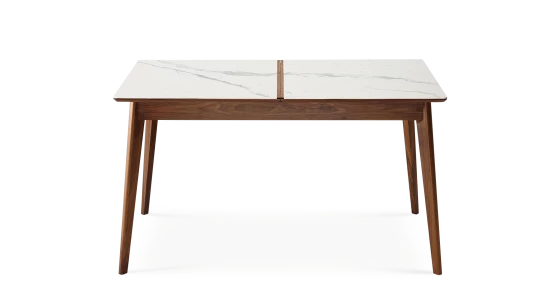 Table extensible 6 à 10 personnes en noyer et céramique allonges bois avec bois teinte naturelle et plateau céramique effet marbre blanc 140x90 cm