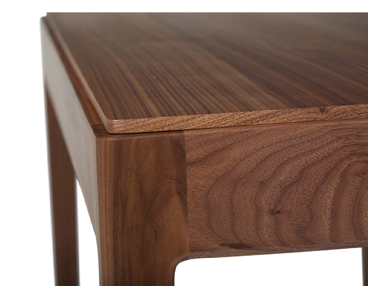 Bureau design en noyer teinte naturelle L100 cm Bureau design en noyer teinte naturelle L100 cm