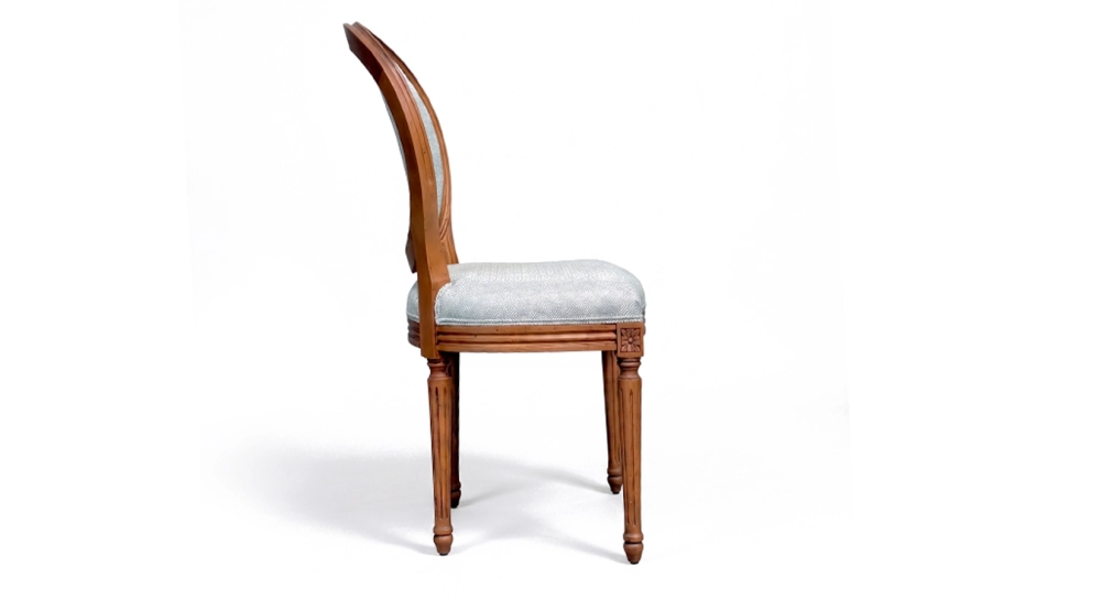 Chaise ancienne style Louis XVI bois teinte ancienne et tissu chevron khaki