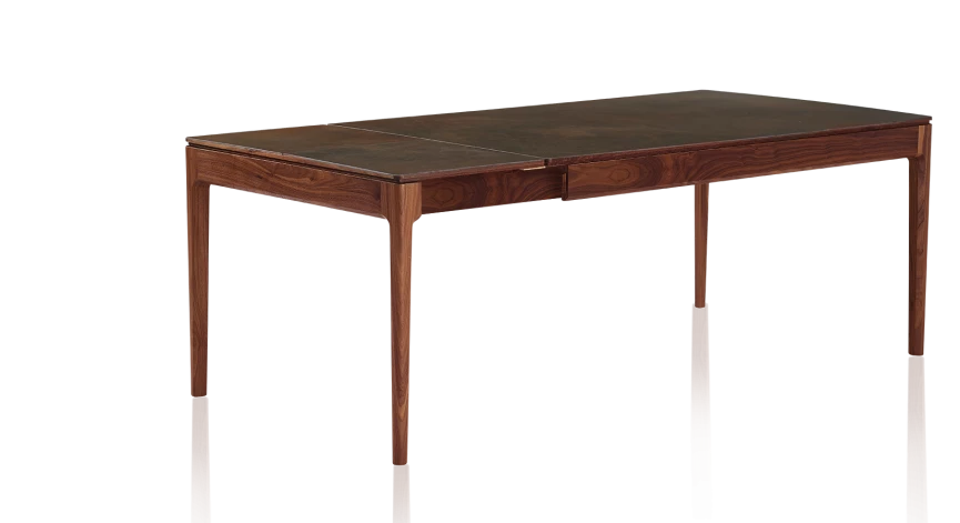 Table extensible en noyer et céramique 6 à 10 personnes allonges céramique avec bois teinte naturelle et plateau céramique brun oxydé 140x90 cm