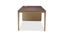 Bureau de direction chêne teinte naturelle plateau fenix rosso 200x100 Bureau de direction chêne teinte naturelle plateau fenix rosso 200x100