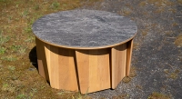Table basse ronde en chêne et céramique avec bois teinte naturelle plateau céramique effet marbre gris Table basse ronde en chêne et céramique avec bois teinte naturelle plateau céramique effet marbre gris