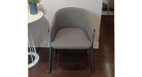 Chaise design en frêne bois teinte anthracite assise tissu gris
