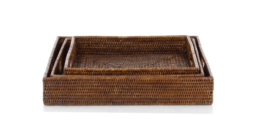 Plateau de service carré en rotin brun petit modèle