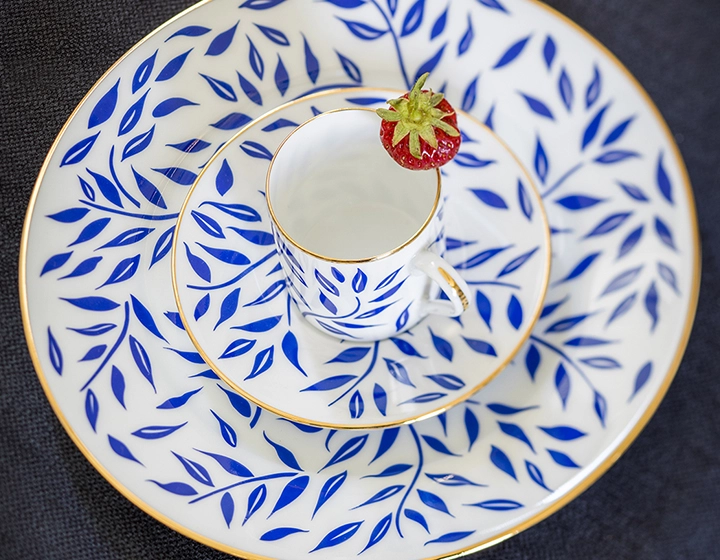Tasse à café avec soucoupe en porcelaine lot de 2 Tasse à café avec soucoupe en porcelaine lot de 2