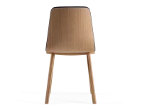 Chaise design en chêne tapissé bois teinte naturelle assise tissu bleu marine