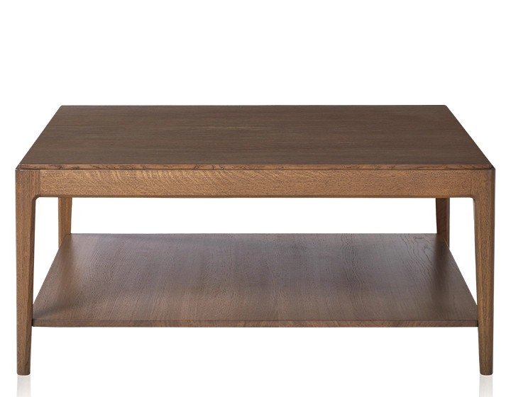 Table basse carrée en chêne avec tablette teinte noyer 100x100 cm Table basse carrée en chêne avec tablette teinte noyer 100x100 cm