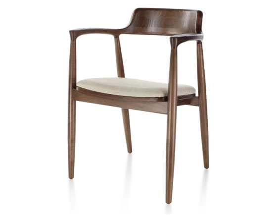 Chaise scandinave bois teinte marron foncé assise tissu chevron beige