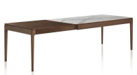 Table extensible en chêne et céramique allonges bois avec bois teinte marron foncé et plateau céramique effet marbre blanc 140x100 cm