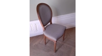 Chaise ancienne style Louis XVI bois teinte ancienne et tissu gris Chaise ancienne style Louis XVI bois teinte ancienne et tissu gris