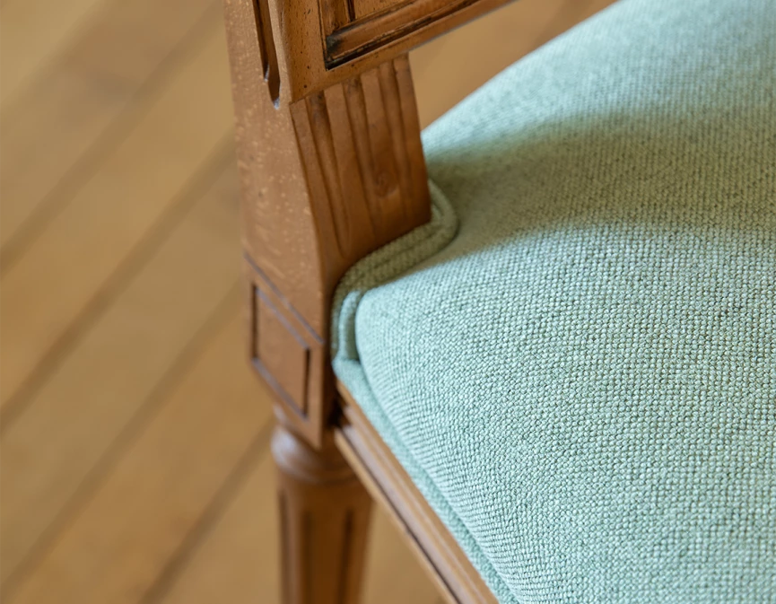 Chaise ancienne style Louis XVI tissu vert sauge