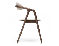 Chaise scandinave bois teinte marron foncé assise tissu beige naturel Chaise scandinave bois teinte marron foncé assise tissu beige naturel