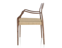 Chaise scandinave avec accoudoirs bois teinte marron foncé assise corde Chaise scandinave avec accoudoirs bois teinte marron foncé assise corde