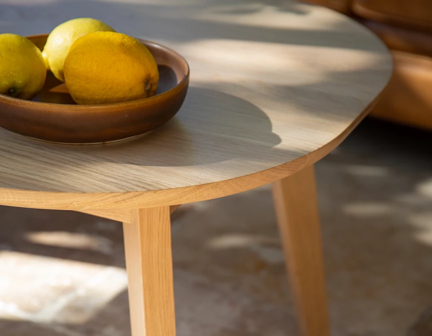 Table basse ovale en chêne teinte naturelle 100x60 cm