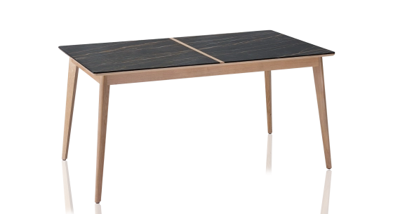 Table salle à manger 6 à 8 personnes en chêne et céramique avec bois teinte naturelle et plateau céramique effet marbre noir 160x90 cm