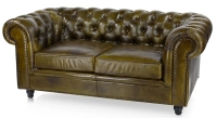 Canapé Chesterfield cuir 2 places vert olive accoudoirs cloutés Canapé Chesterfield cuir 2 places vert olive accoudoirs cloutés