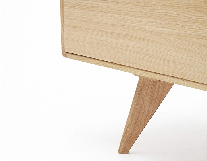 Oak 2-door sideboard natural wood finish Oak 2-door sideboard natural wood finish