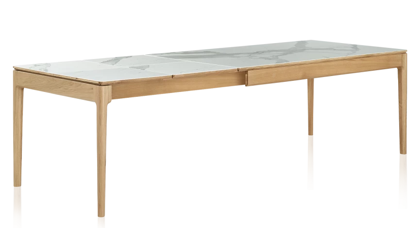Table extensible en chêne et céramique allonges céramique avec bois teinte naturelle et plateau et allonges céramique effet marbre blanc 140x100 cm
