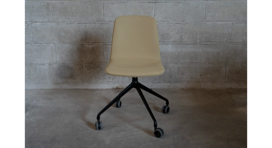 Office chair with 5 branches assise tissu kaki clair