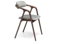 Chaise scandinave bois teinte marron foncé assise tissu velours gris bleu Chaise scandinave bois teinte marron foncé assise tissu velours gris bleu