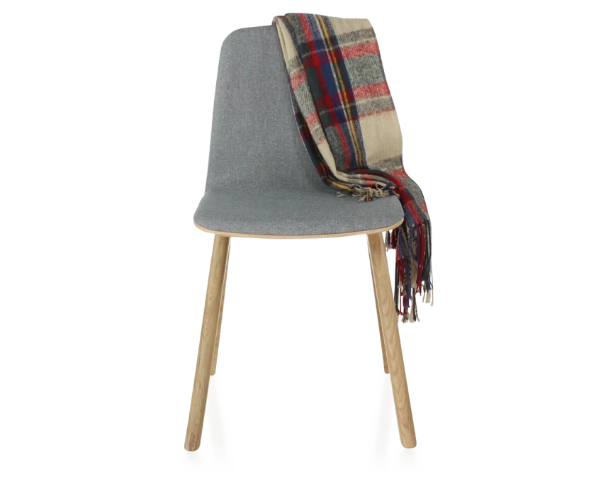 Chaise design en chêne tapissé bois teinte naturelle assise tissu gris clair