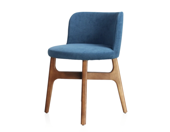 Chaise design bois teinte merisier assise tissu bleu jean