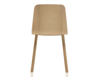 Chaise design en chêne teinte de bois naturelle Chaise design en chêne teinte de bois naturelle