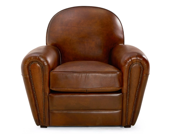 Fauteuil club cuir marron vintage accoudoirs cloutés