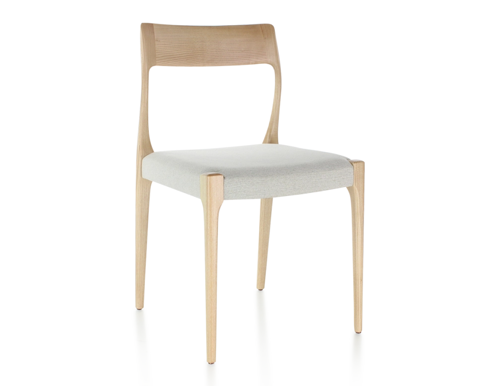 Chaise scandinave bois teinte naturelle assise tissu beige naturel Chaise scandinave bois teinte naturelle assise tissu beige naturel