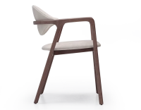 Chaise design avec accoudoirs bois teinte noyer et tissu velours sable