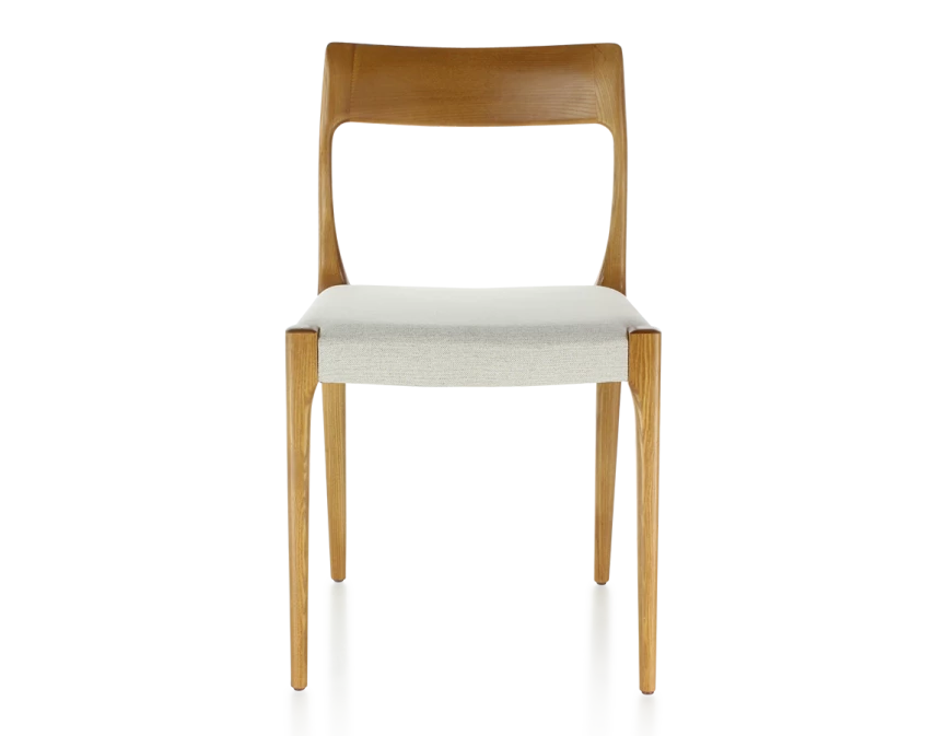 Chaise scandivave bois teinte merisier assise tissu beige naturel