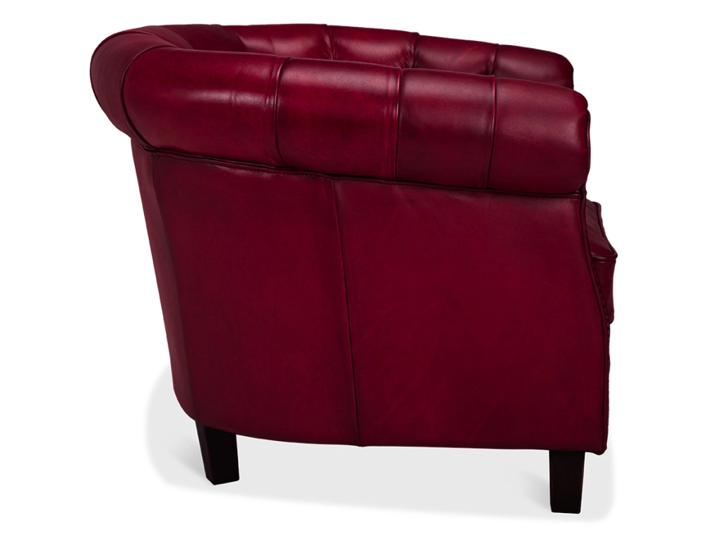 Fauteuil Chesterfield cuir rouge carmin accoudoirs cloutés Fauteuil Chesterfield cuir rouge carmin accoudoirs cloutés