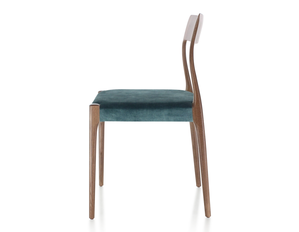Chaise scandinave bois teinte marron foncé assise tissu velours bleu pétrole Chaise scandinave bois teinte marron foncé assise tissu velours bleu pétrole