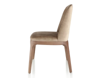 Chaise design bois teinte noyer et tissu velours taupe clair Chaise design bois teinte noyer et tissu velours taupe clair