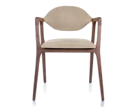 Chaise design avec accoudoirs bois teinte noyer et tissu camel
