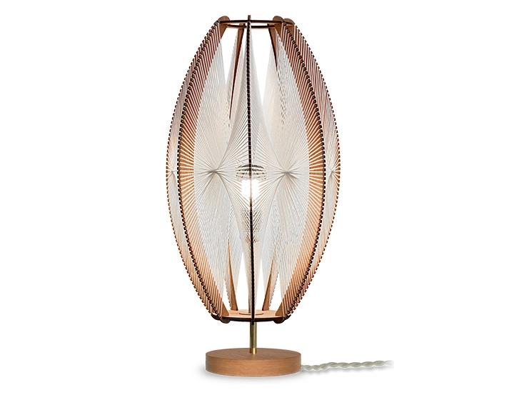 Floor lamp in wood and cotton thread twist weave Floor lamp in wood and cotton thread twist weave