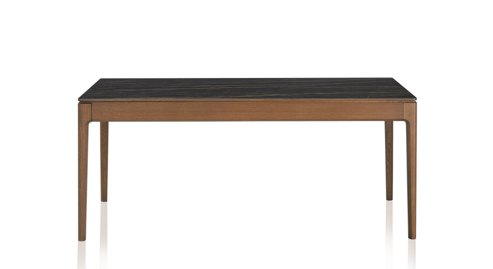 Table salle à manger en chêne et céramique 6 à 8 personnes avec bois teinte noyer et plateau céramique effet marbre noir 160x100 cm Table salle à manger en chêne et céramique 6 à 8 personnes avec bois teinte noyer et plateau céramique effet marbre noir 160x100 cm