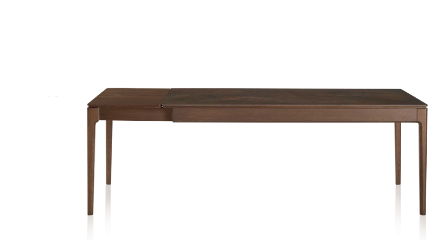 Table extensible 6 à 12 personnes en chêne et céramique allonges bois avec bois teinte marron foncé et plateau céramique brun oxydé 140x100 cm