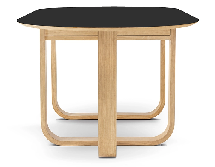 Table salle à manger en chêne et céramique 8 à 10 personnes avec bois teinte naturelle et plateau céramique noir unie 210x100 cm Table salle à manger en chêne et céramique 8 à 10 personnes avec bois teinte naturelle et plateau céramique noir unie 210x100 cm