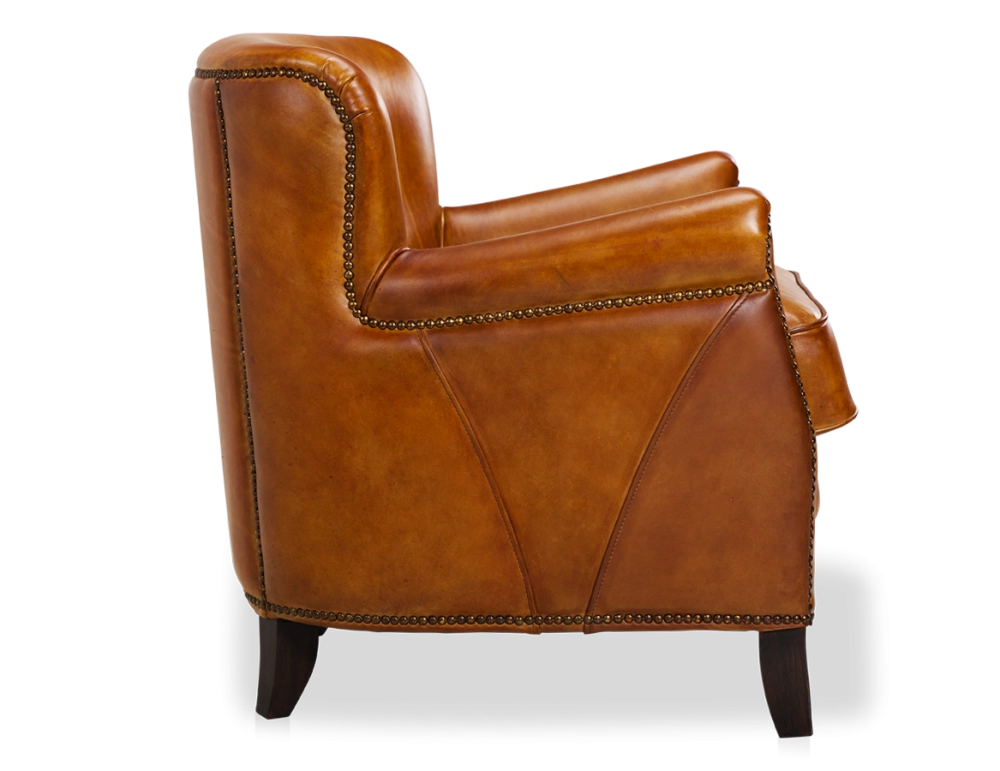 Fauteuil club cuir cognac accoudoirs cloutés Fauteuil club cuir cognac accoudoirs cloutés