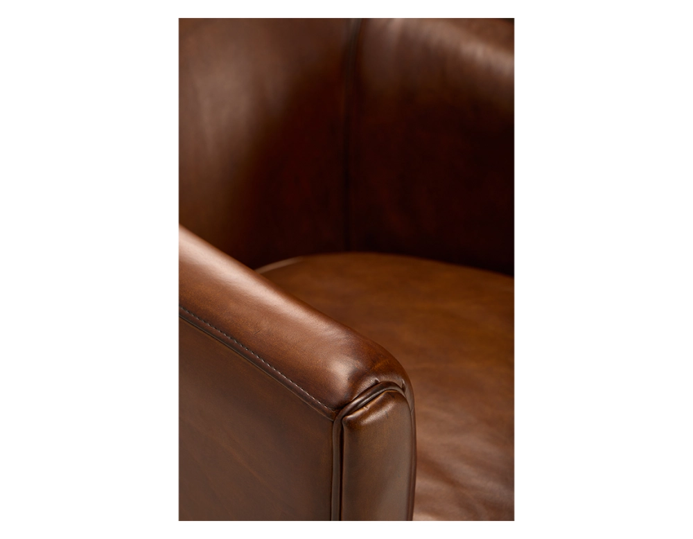 Fauteuil club cuir marron vintage Fauteuil club cuir marron vintage