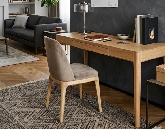 Bureau design en chêne teinte naturelle dorée L150 cm