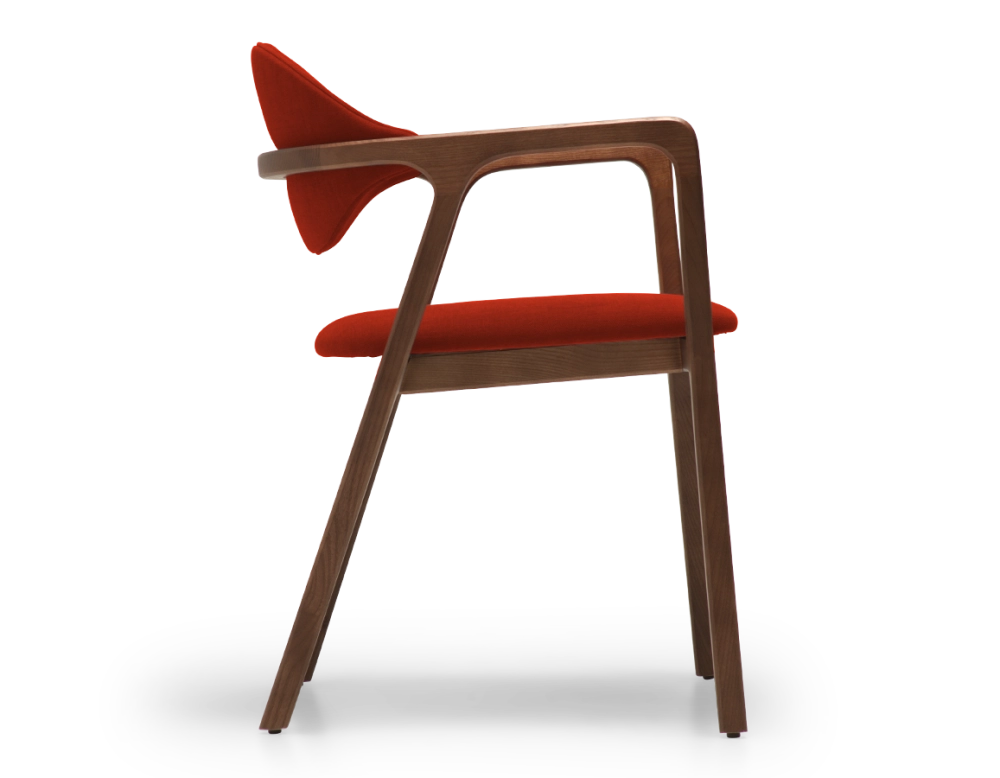Chaise design avec accoudoirs bois teinte marron foncé et tissu orange brulé Chaise design avec accoudoirs bois teinte marron foncé et tissu orange brulé
