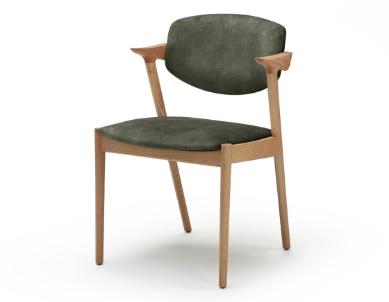 Chaise scandinave bois teinte naturelle assise tissu velours vert forêt