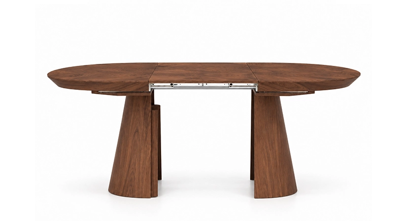 Table ronde extensible 4 à 8 personnes en noyer avec plateau et allonges bois teinte naturelle 130x130 cm
