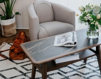 Table basse rectangulaire en chêne et céramique avec bois teinte marron foncé plateau céramique effet marbre noir 100x50 cm Table basse rectangulaire en chêne et céramique avec bois teinte marron foncé plateau céramique effet marbre noir 100x50 cm