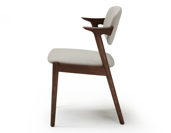 Chaise design teinte marron foncé et tissu beige naturel bois teinte marron foncé assise tissu beige naturel