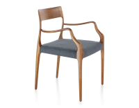Chaise scandivave avec accoudoirs bois teinte merisier assise tissu gris